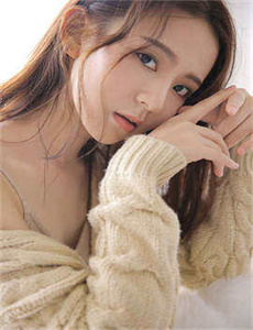 《苹果电影完整版未删减在线观看-儿子的坤坤放入妈妈的坤坤里》