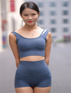 《粉嫩的她1v1军婚H-抵债的朋友麦子3和普通版对比》