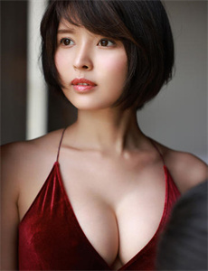 《讲道视频-美女一丝一不挂图片》