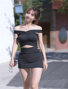 《欧美男女爱爱-色播四房间》